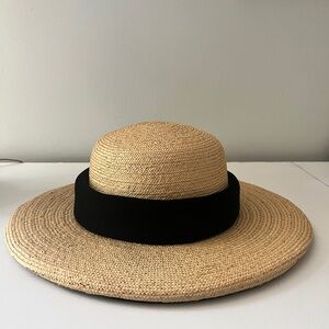 SOLD 💯 Christian Dior Straw Sun Hat XS head 21”